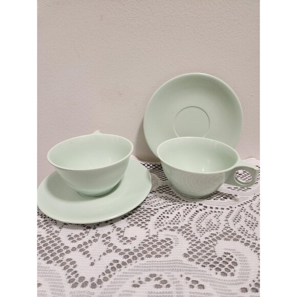 Vintage Mel Mac Green Tea Cup & Saucer Set - 1970s Cottagecore Kitchen Decor - Picture 5 of 10